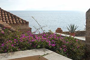 Διώροφη Σουίτα Νο 19